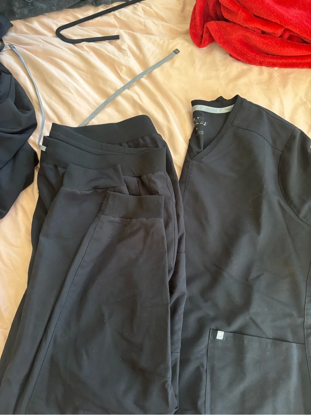 Fabletics scrub set - Picture 3 of 10